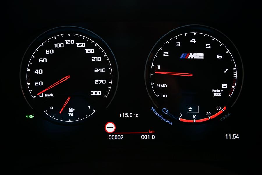 Панель приборов BMW M2 CS (F87) 2019 года  (WW) (фото 73 из 89)